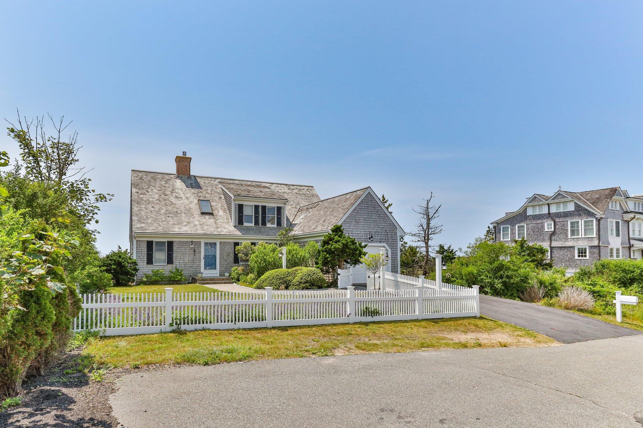 7 Sea Street Harwich MA 02646