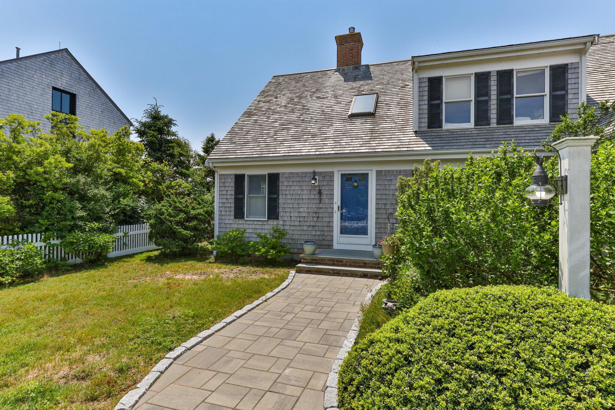 7 Sea Street Harwich MA 02646