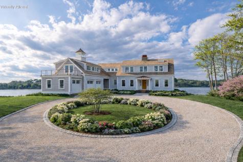 157 Bridge Street Chatham MA 02633