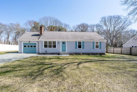 98 Wagon Lane Barnstable MA 02601
