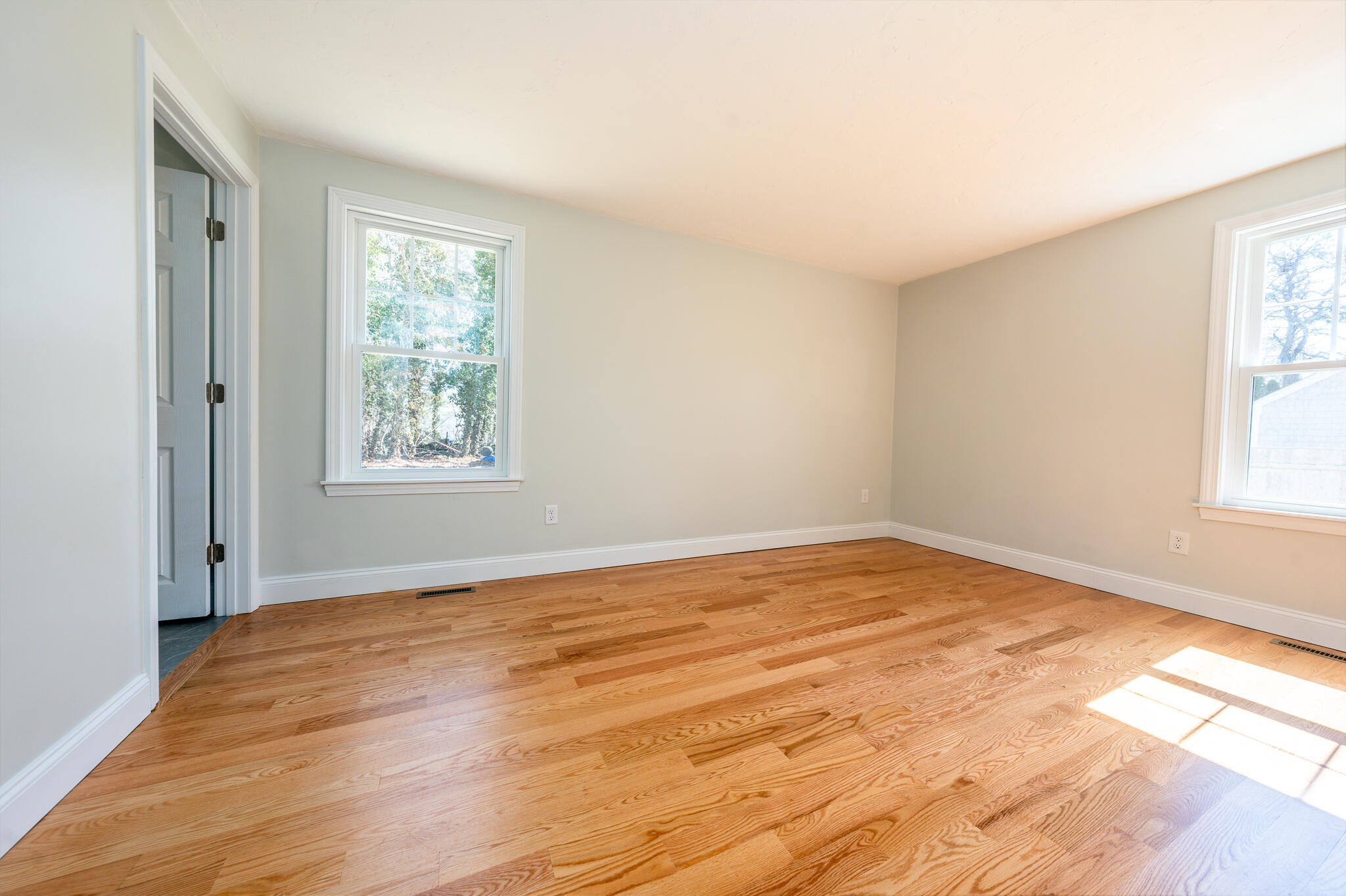 98 Wagon Lane Barnstable MA 02601
