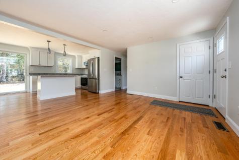 98 Wagon Lane Barnstable MA 02601