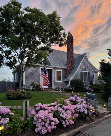 26 Winslow Street Provincetown MA 02657