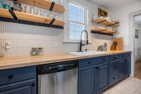 26 Winslow Street Provincetown MA 02657