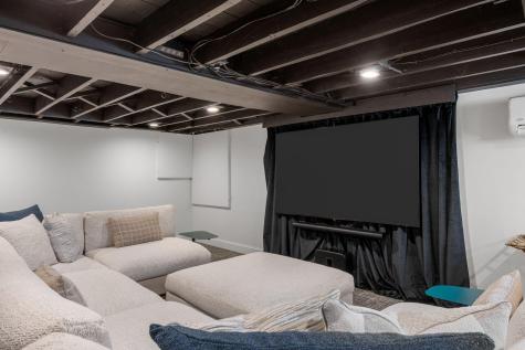 26 Winslow Street Provincetown MA 02657