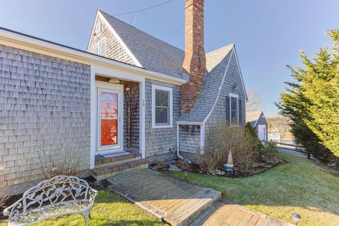 26 Winslow Street Provincetown MA 02657