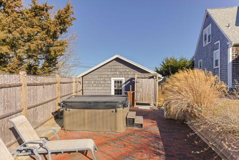 26 Winslow Street Provincetown MA 02657