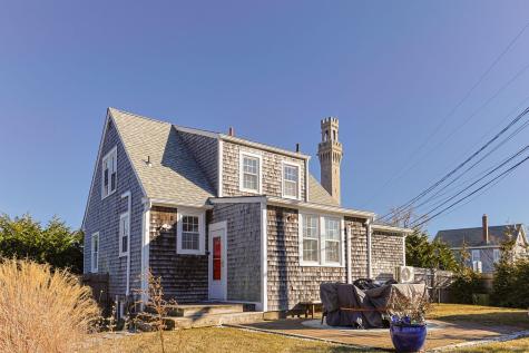 26 Winslow Street Provincetown MA 02657