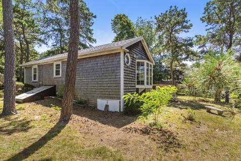 107 Shorewood Drive Teaticket MA 02536