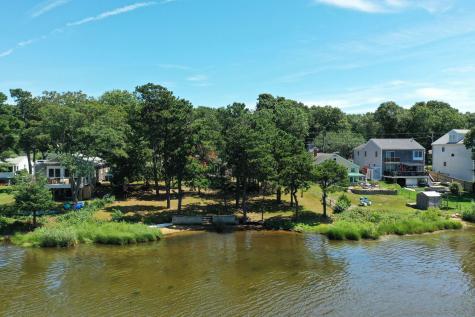 107 Shorewood Drive Teaticket MA 02536