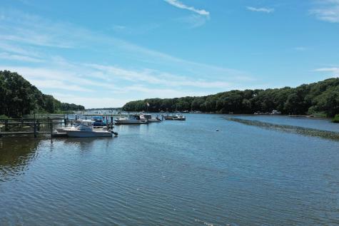 107 Shorewood Drive Teaticket MA 02536