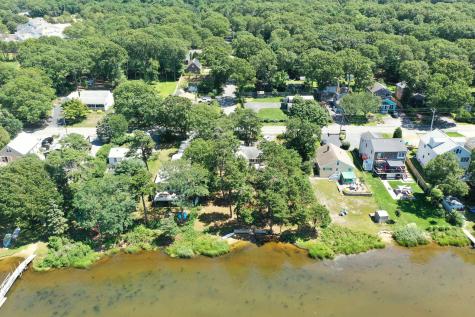 107 Shorewood Drive Teaticket MA 02536