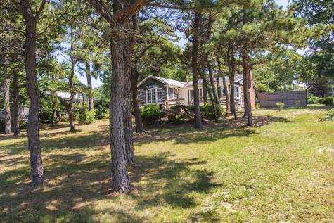 107 Shorewood Drive Teaticket MA 02536