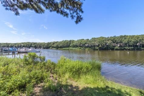107 Shorewood Drive Teaticket MA 02536