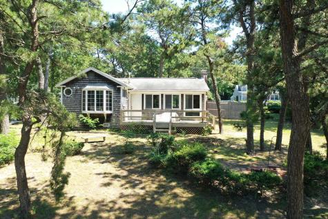 107 Shorewood Drive Teaticket MA 02536
