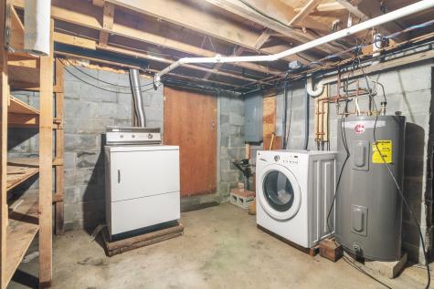 107 Shorewood Drive Teaticket MA 02536