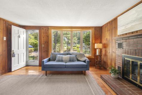 107 Shorewood Drive Teaticket MA 02536