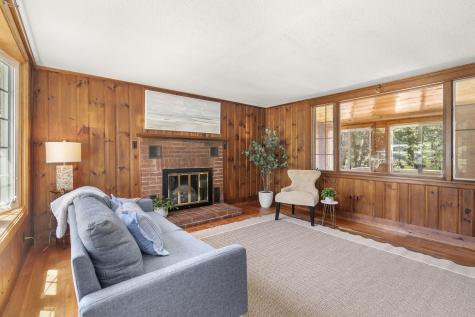 107 Shorewood Drive Teaticket MA 02536