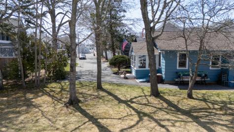 10 Essex Place Harwich MA 02646