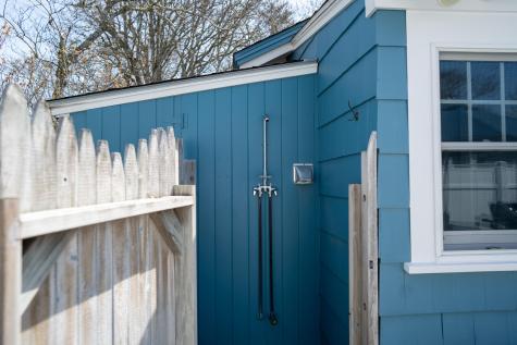 10 Essex Place Harwich MA 02646
