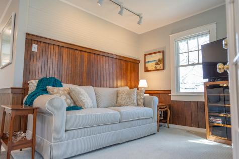 10 Essex Place Harwich MA 02646