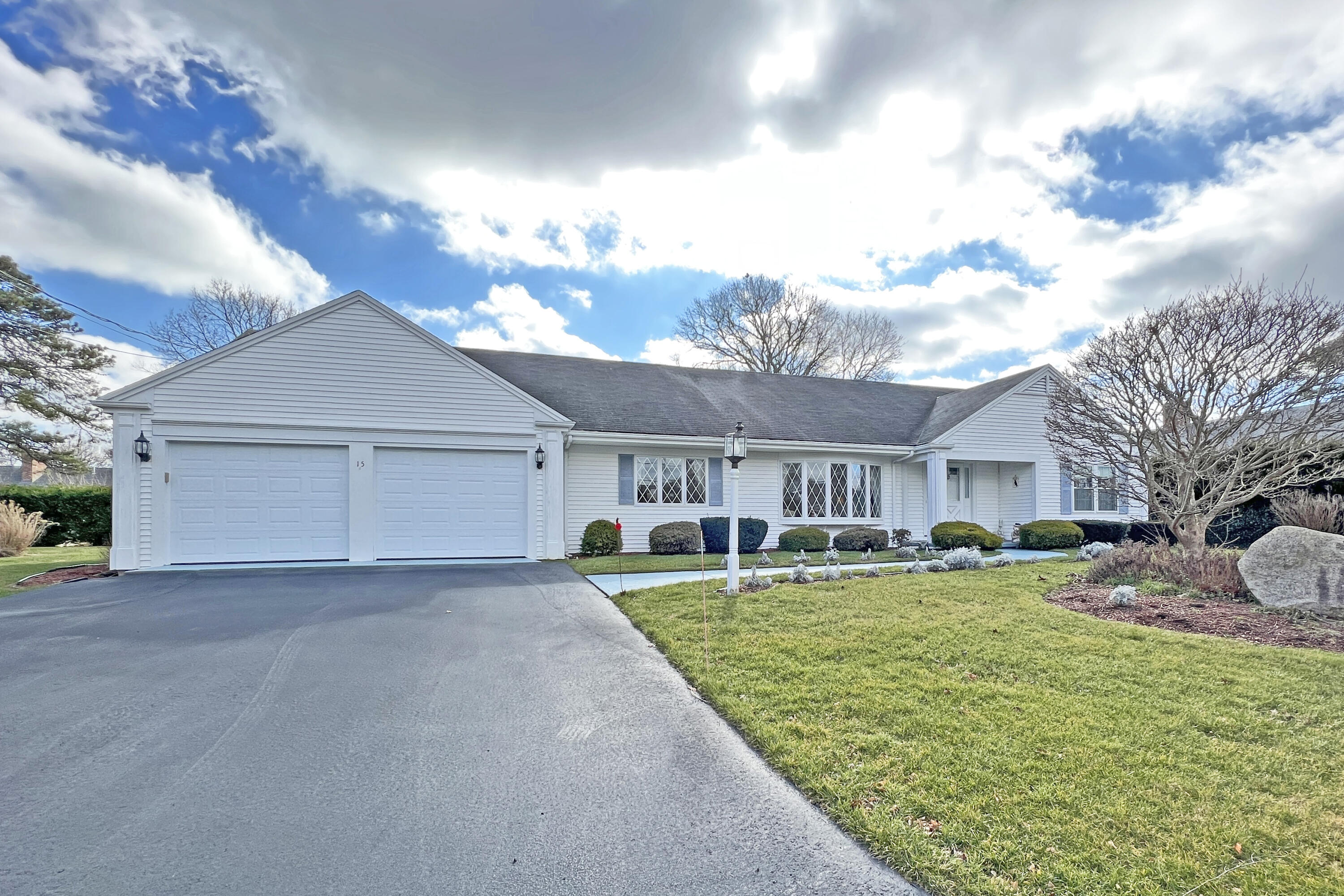 15 Brae Burn Lane South Yarmouth MA 02664
