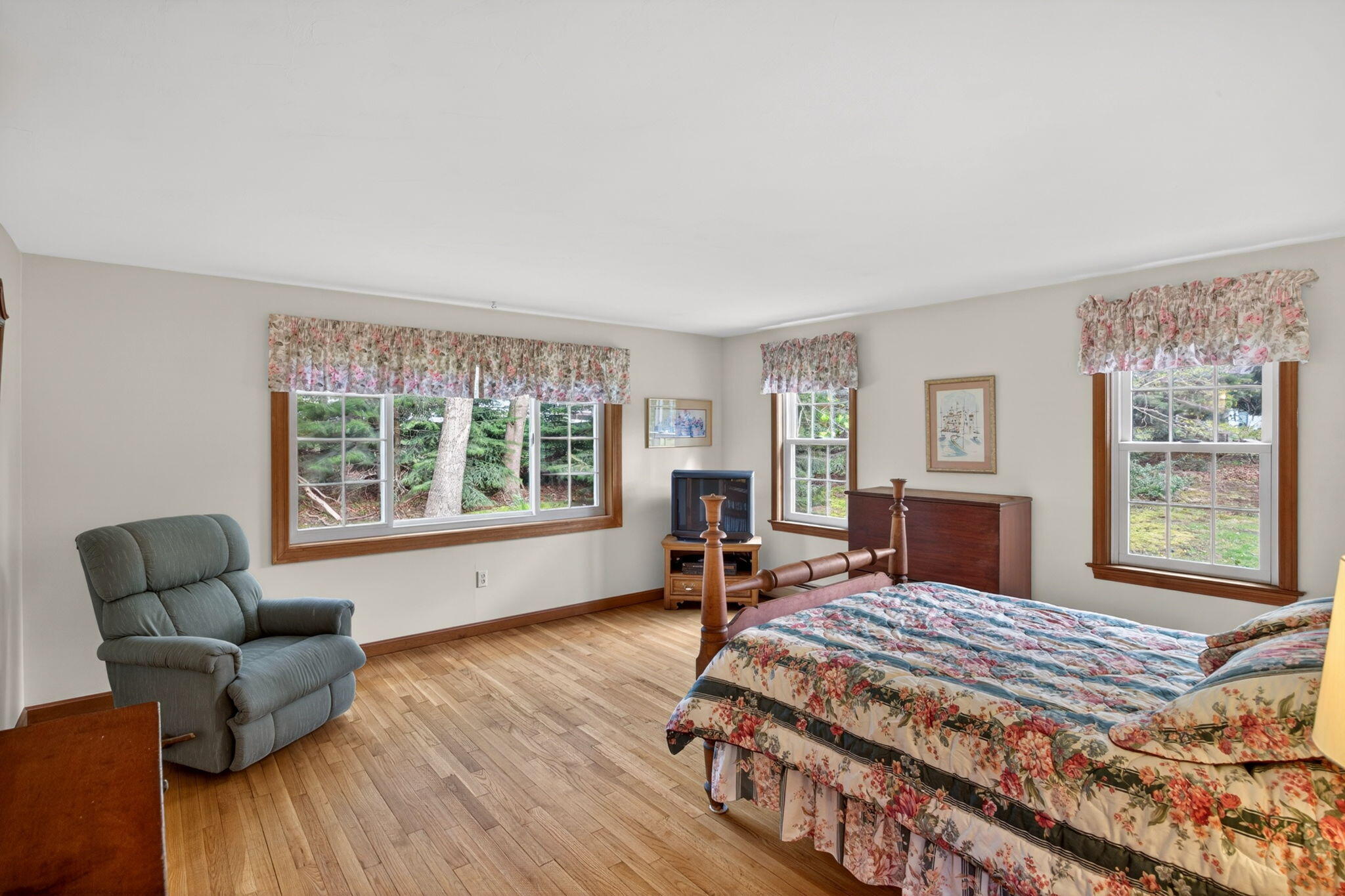 10 Hathorne Lane Orleans MA 02653