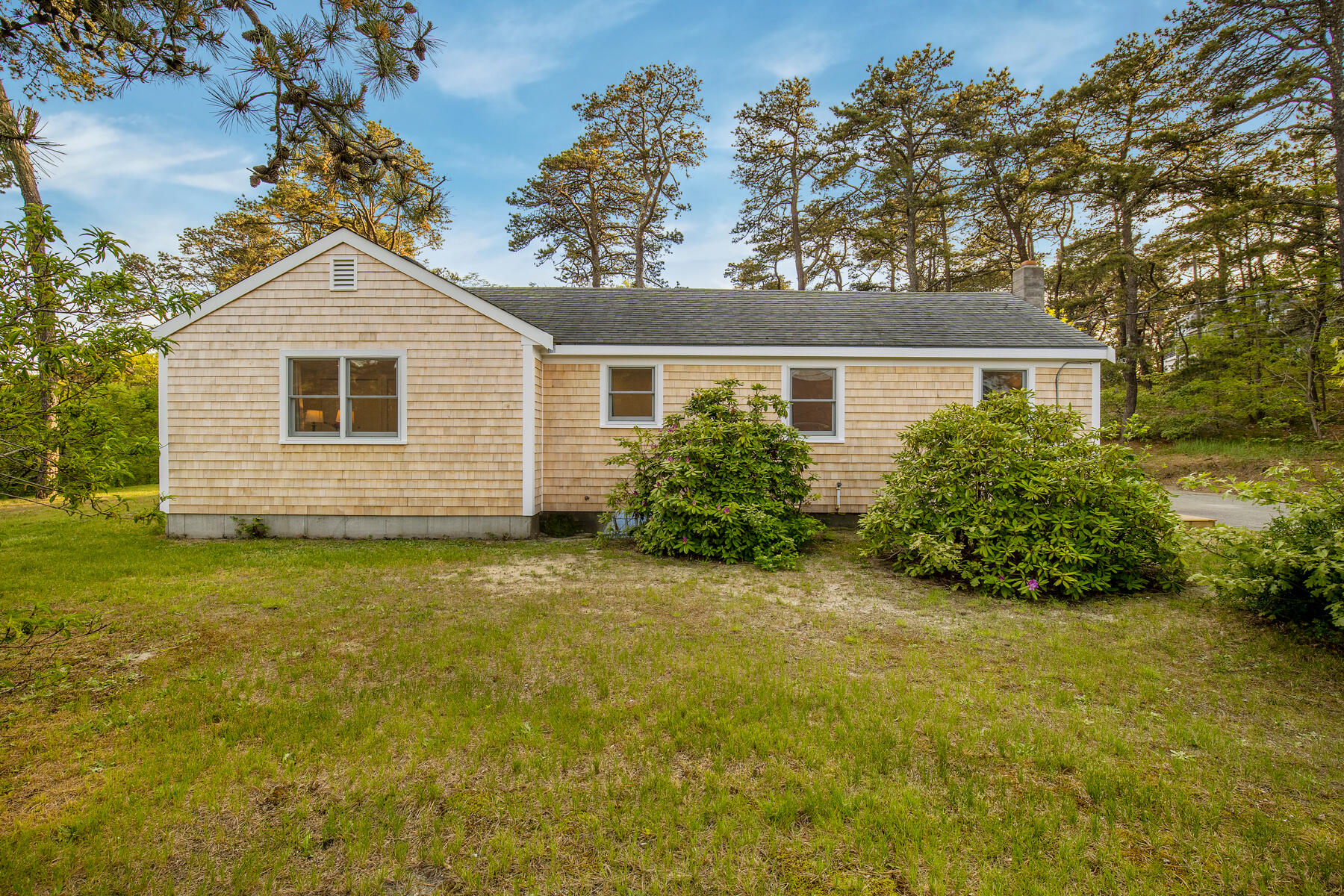15 Barker Street Wellfleet MA 02667