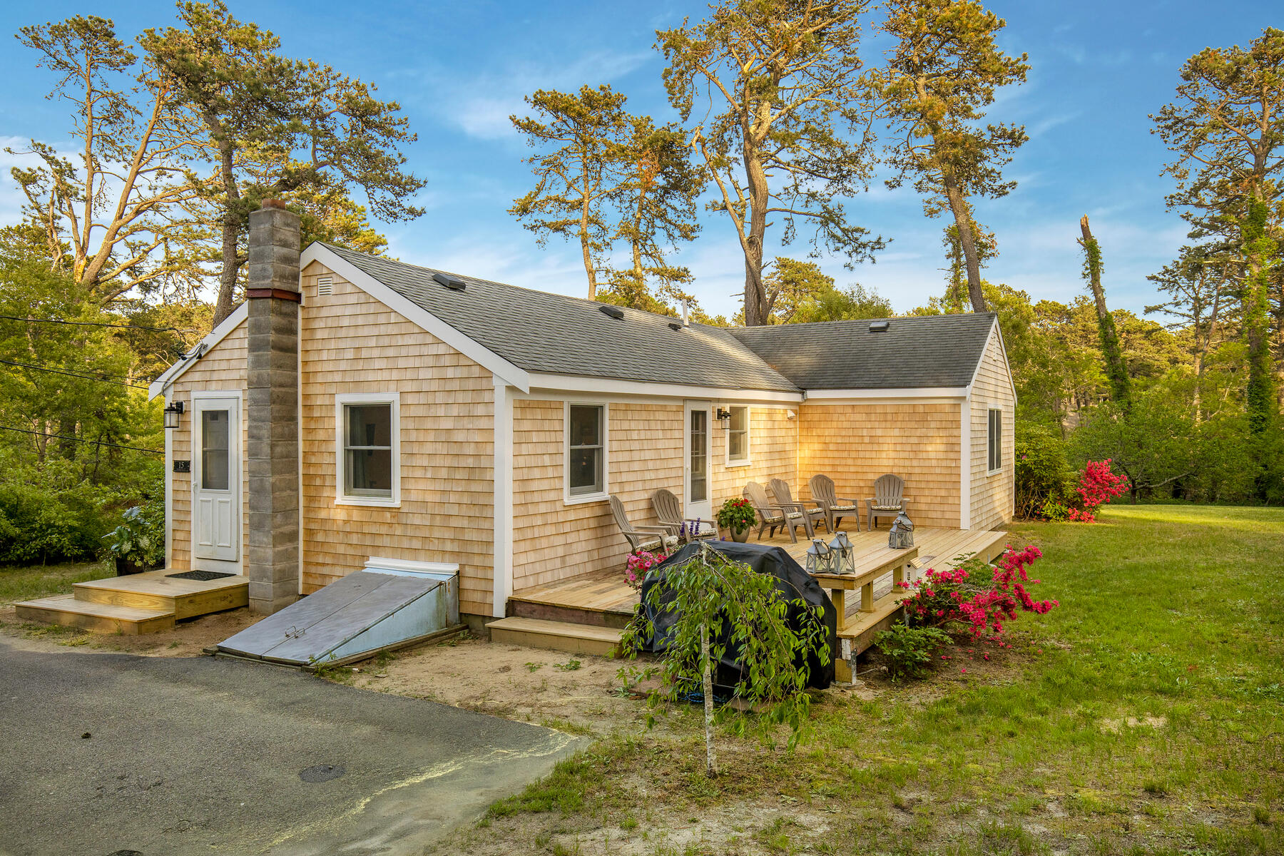 15 Barker Street Wellfleet MA 02667
