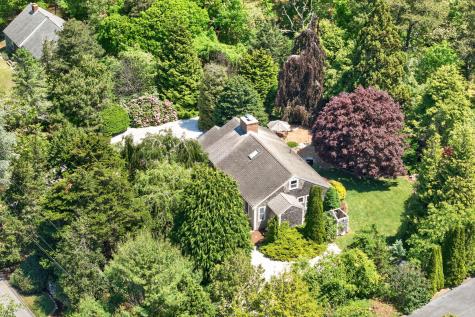 27 Lovell Lane Orleans MA 02653