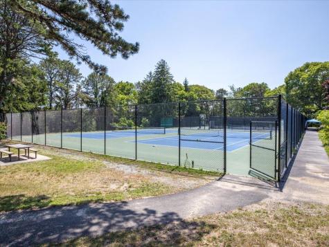 7 Brenton Road Falmouth MA 02556