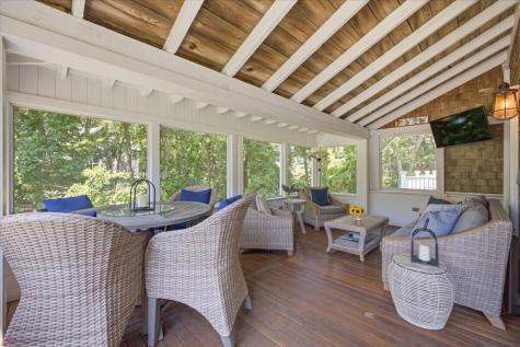 7 Brenton Road Falmouth MA 02556