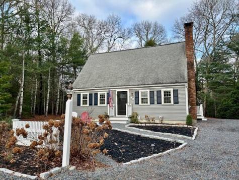 16 Bridgets Path Barnstable MA 02632