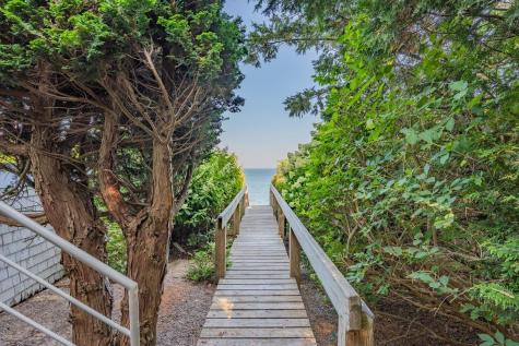 40 Triton Way Mashpee MA 02649