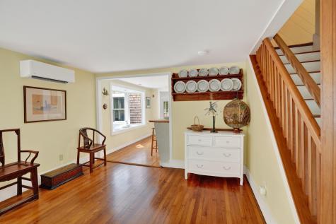 88 Franklin Street Vineyard Haven MA 02568