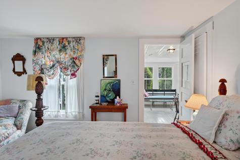 88 Franklin Street Vineyard Haven MA 02568