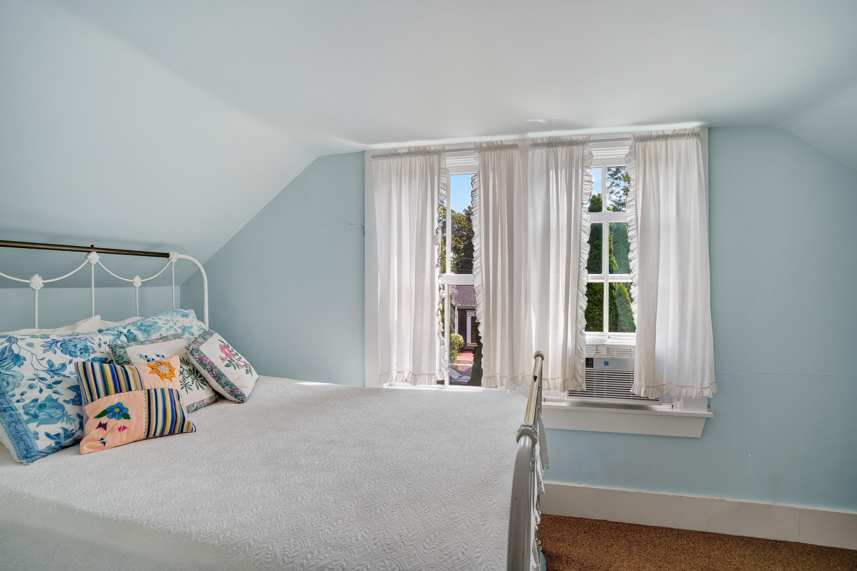 88 Franklin Street Vineyard Haven MA 02568