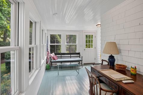 88 Franklin Street Vineyard Haven MA 02568