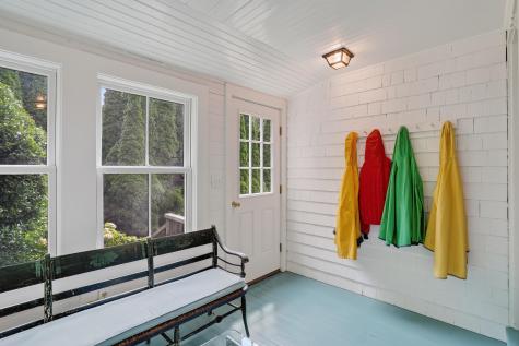 88 Franklin Street Vineyard Haven MA 02568
