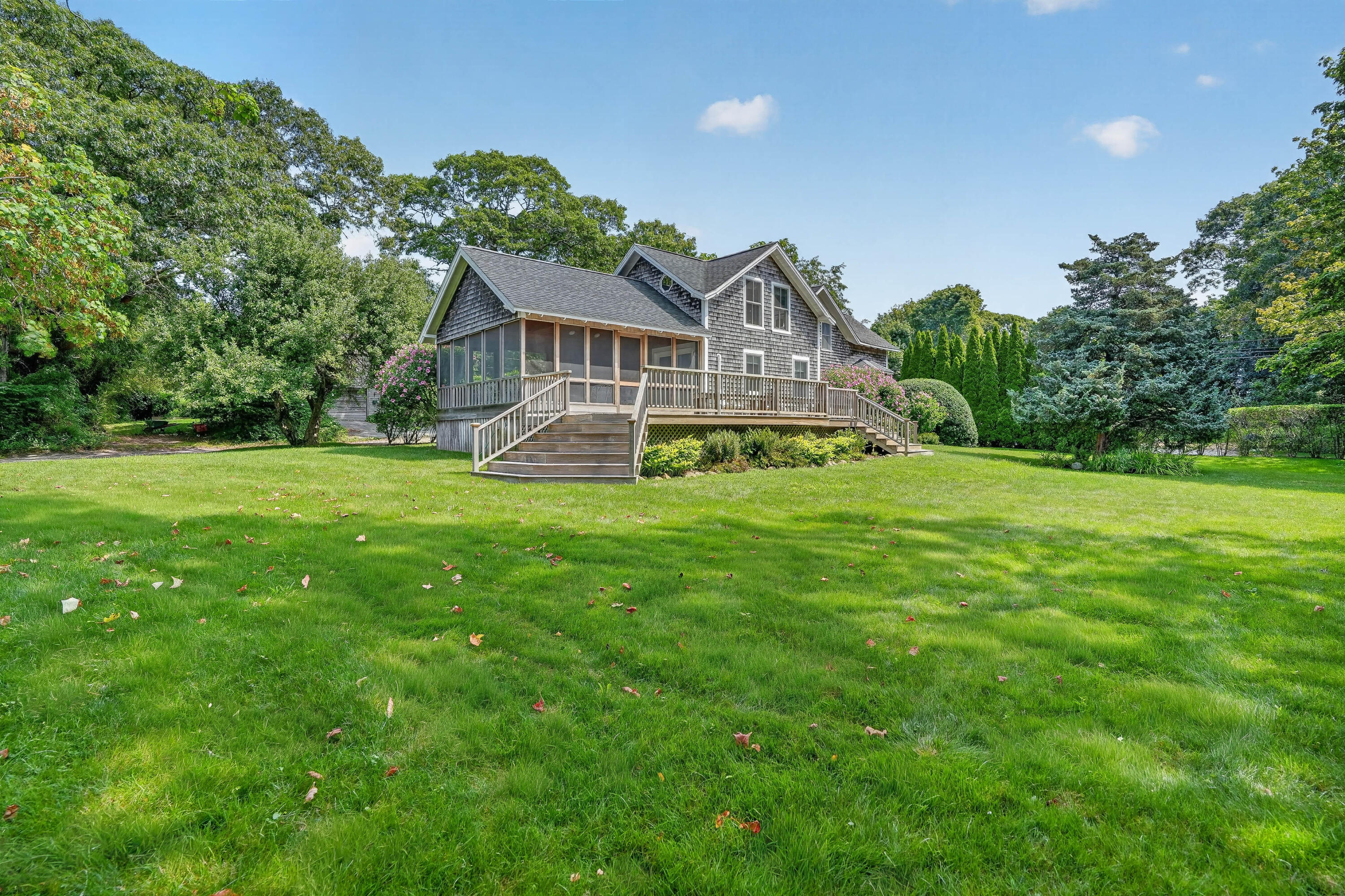 88 Franklin Street Vineyard Haven MA 02568