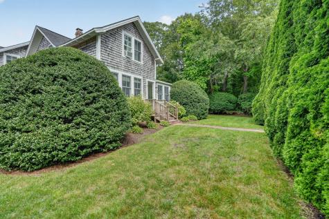 88 Franklin Street Vineyard Haven MA 02568