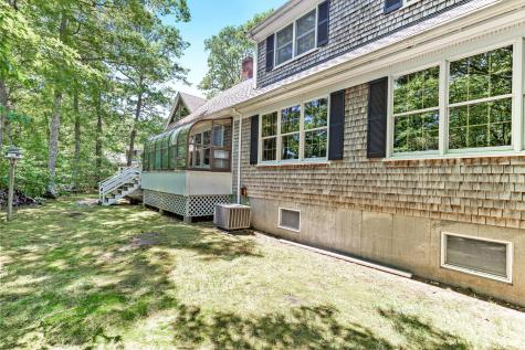 25 Mill Pond Way Falmouth MA 02536