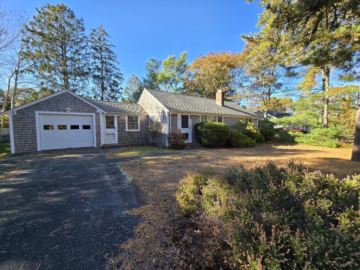15 Woodside Park Road Dennis MA 02670