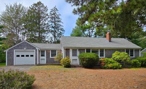 15 Woodside Park Road Dennis MA 02670