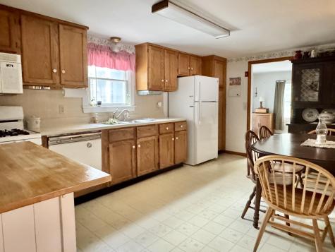 7 Delta Street Barnstable MA 02601