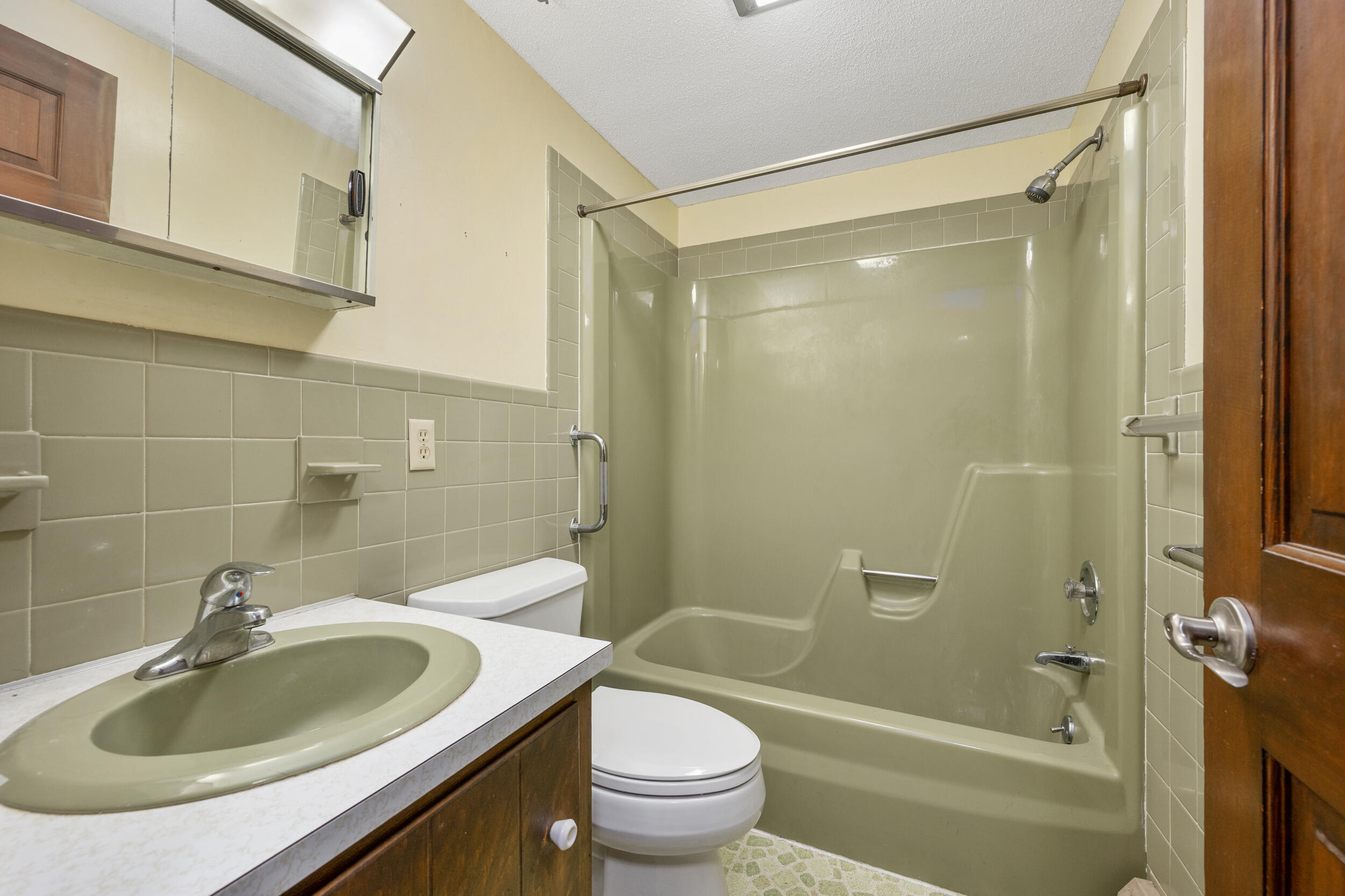 23 Cromwell Drive Yarmouth MA 02675