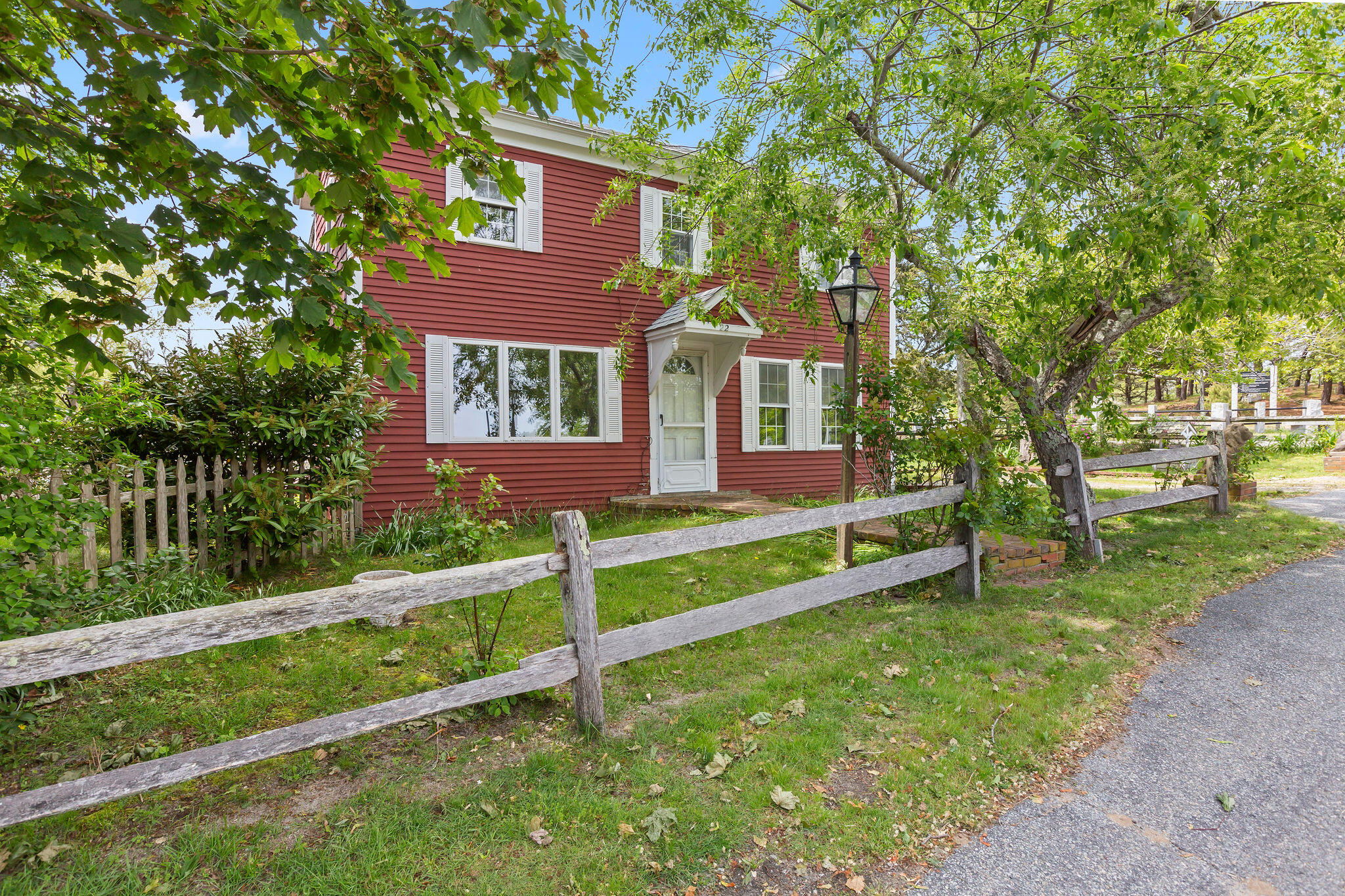 22 Browne Street Provincetown MA 02657
