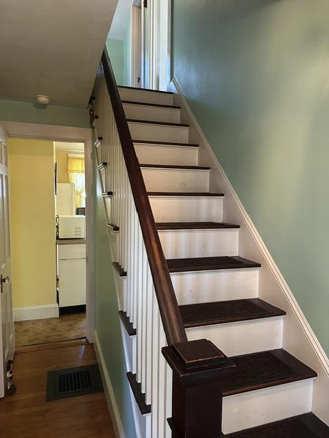 12 Stevens Street Hyannis MA 02601