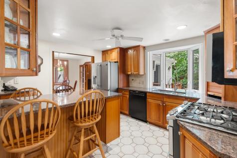 44 Quarry Lane Milton MA 02186