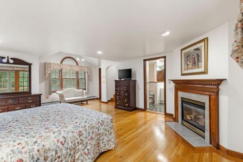 44 Quarry Lane Milton MA 02186